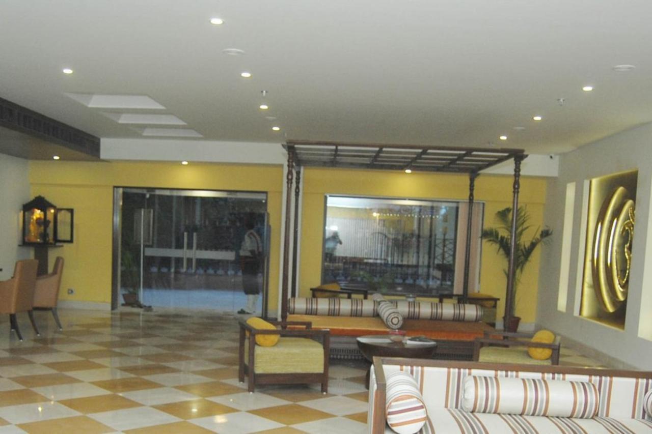 Hotel Abigail Goradia'S Shirdi Εξωτερικό φωτογραφία