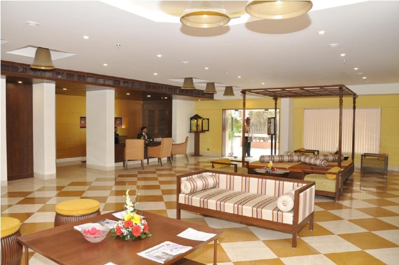 Hotel Abigail Goradia'S Shirdi Εξωτερικό φωτογραφία