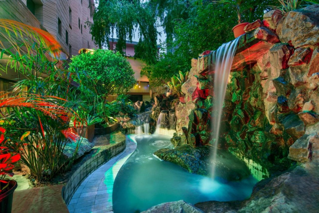 Hotel Abigail Goradia'S Shirdi Εξωτερικό φωτογραφία