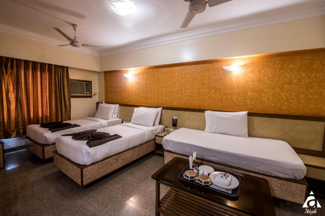 Hotel Abigail Goradia'S Shirdi Εξωτερικό φωτογραφία