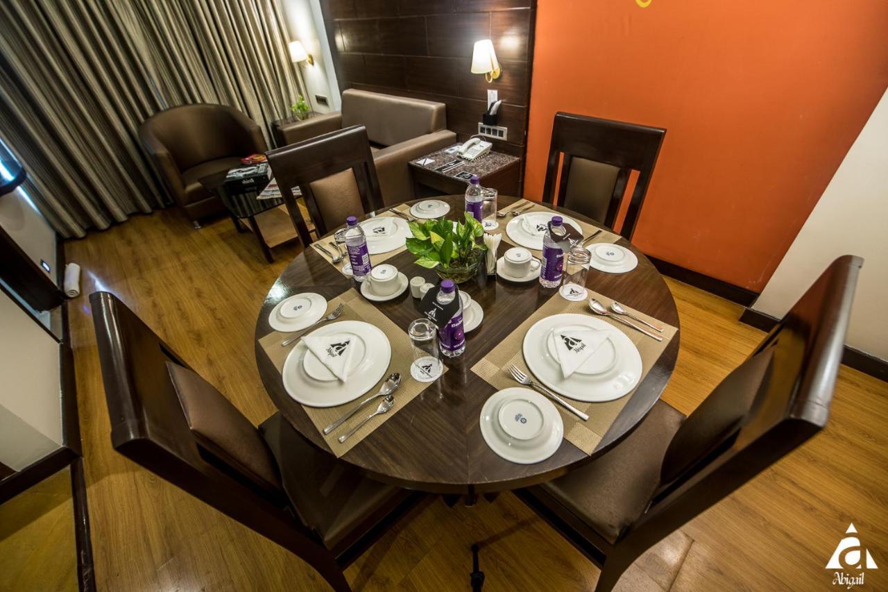 Hotel Abigail Goradia'S Shirdi Εξωτερικό φωτογραφία