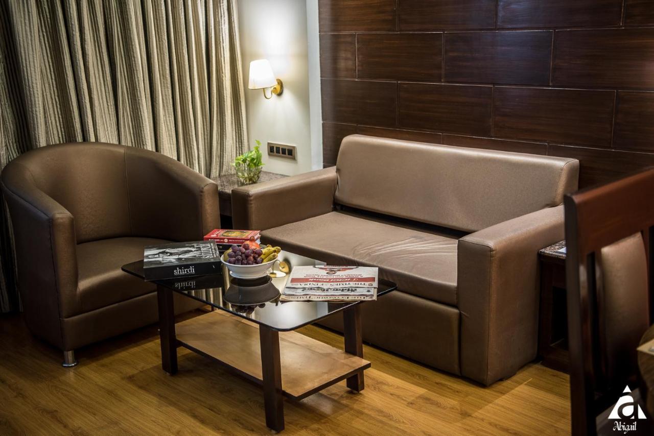Hotel Abigail Goradia'S Shirdi Εξωτερικό φωτογραφία