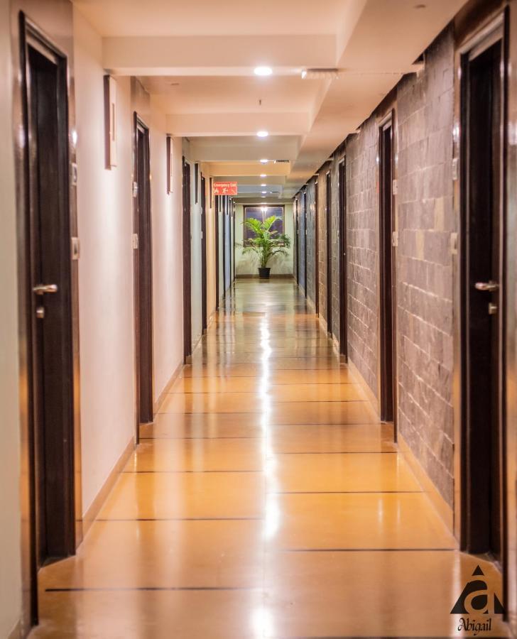 Hotel Abigail Goradia'S Shirdi Εξωτερικό φωτογραφία