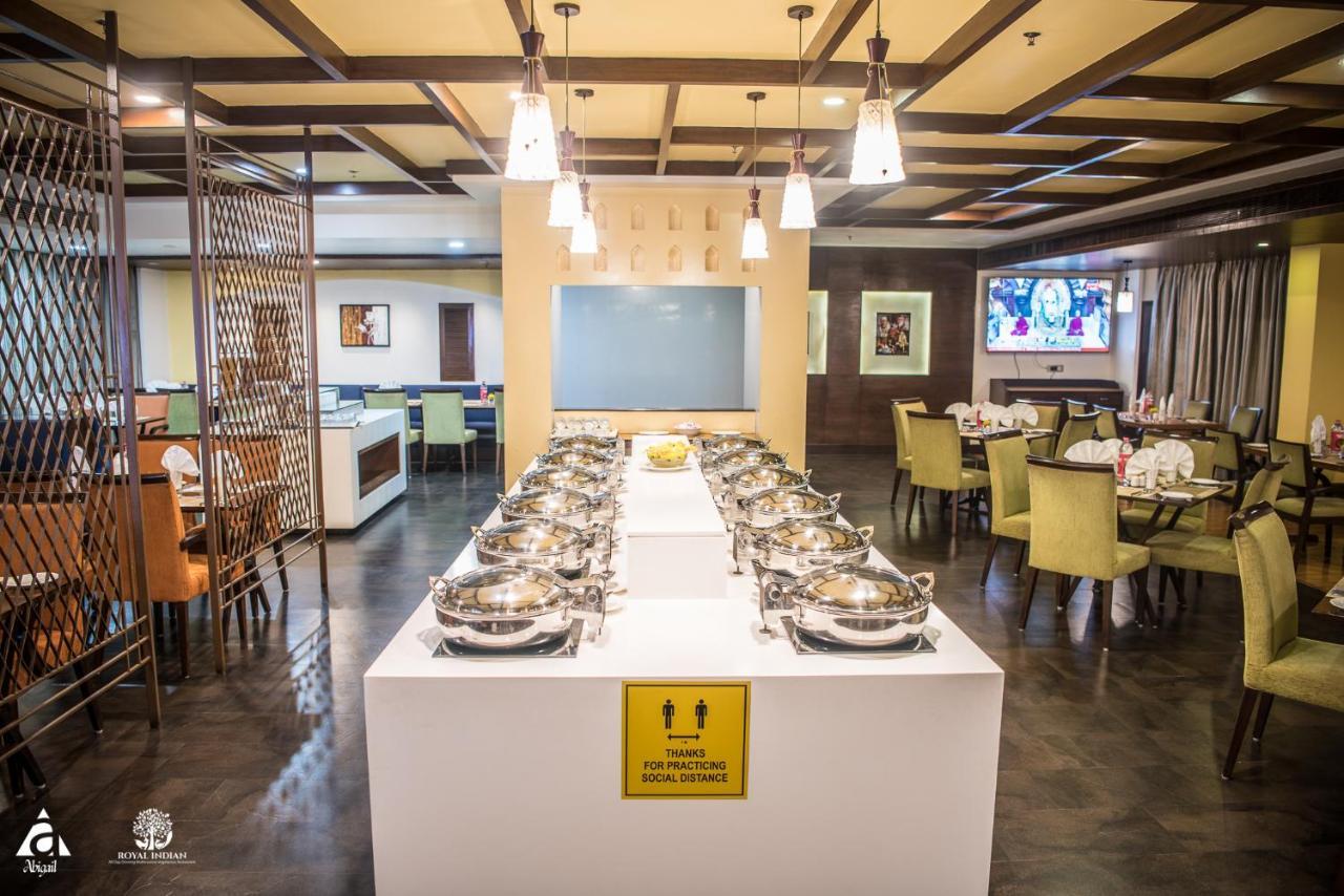 Hotel Abigail Goradia'S Shirdi Εξωτερικό φωτογραφία