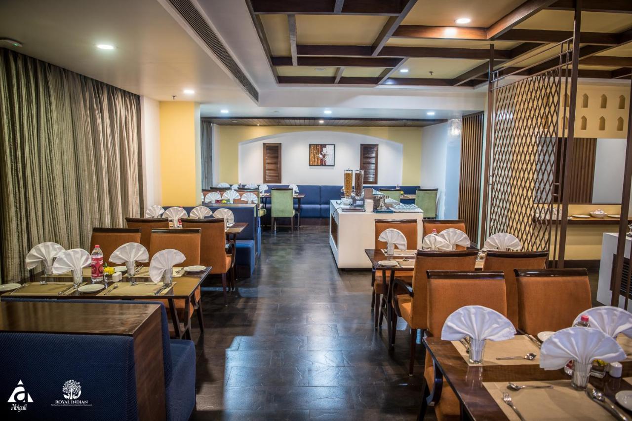 Hotel Abigail Goradia'S Shirdi Εξωτερικό φωτογραφία